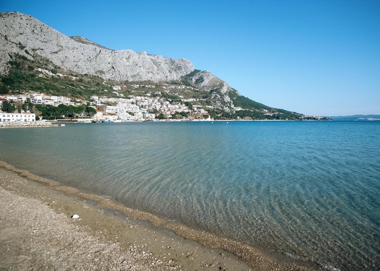 Apartma Ivana Omis