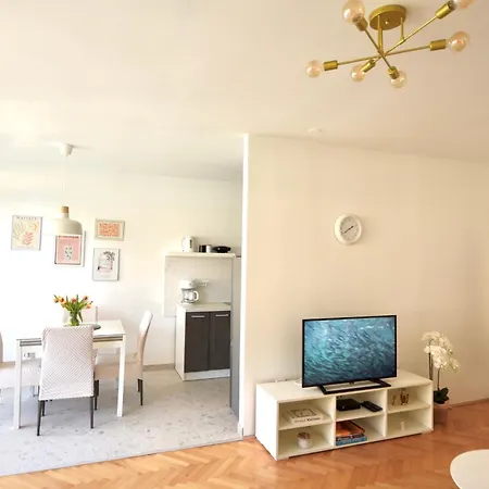 Apartment Ivana Omiš Esterno foto